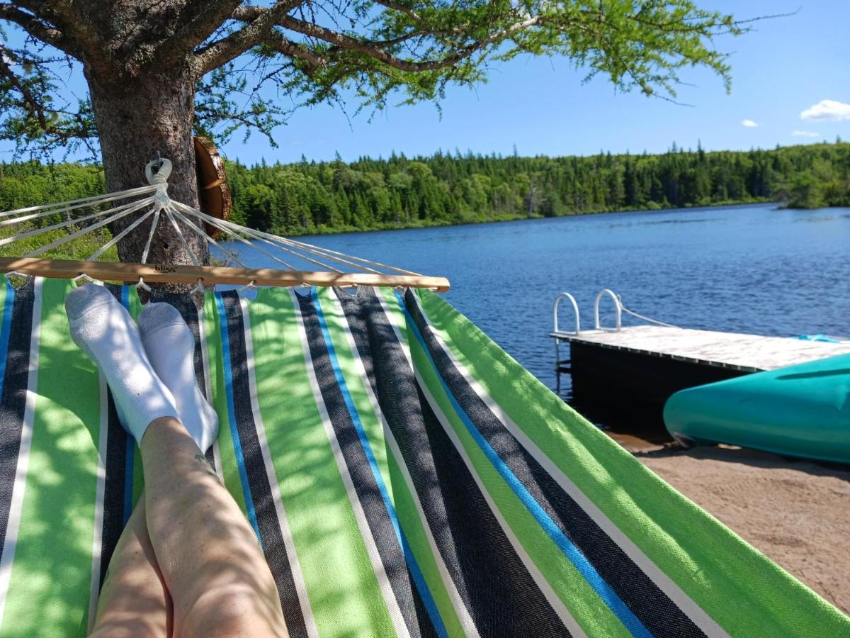 Fiddler'S Lake Escape Gabarus Buitenkant foto